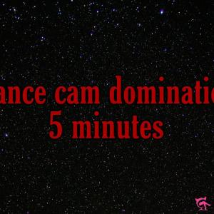 Séance cam domination / humiliation - 5 minutes